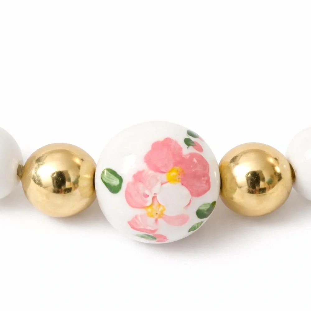 Vintage Hand Painted Floral Acrylic Beaded Necklace White & Gold Cottagecore